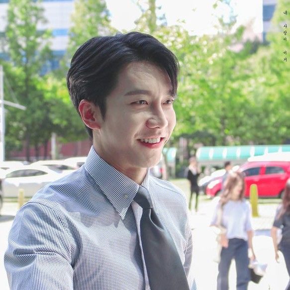 ファンが撮影したイ・スンギの瞬間