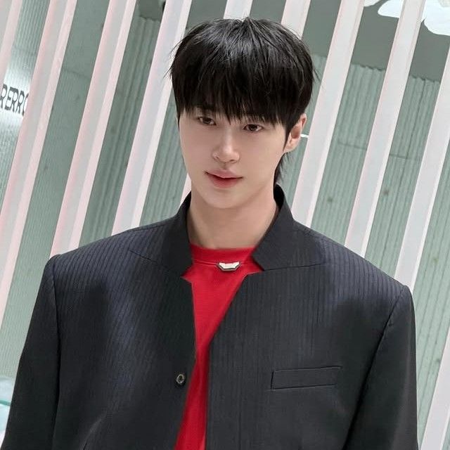 Recent activity shot of Byeon Wooseok