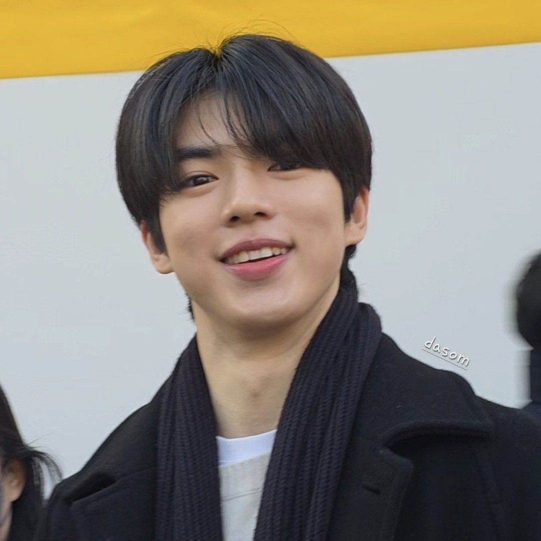 Behind-the-scenes cut of Cha Junhwan