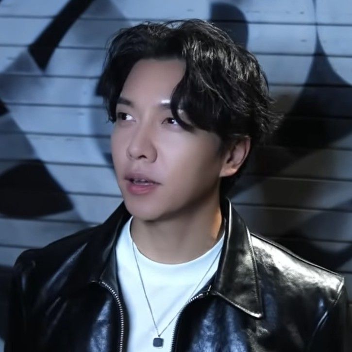 イ・スンギの最新写真