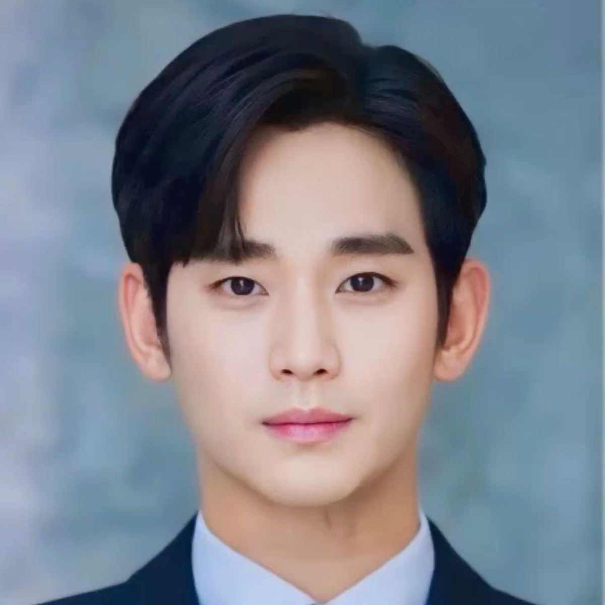 Foto terbaru dari Kim Soohyun