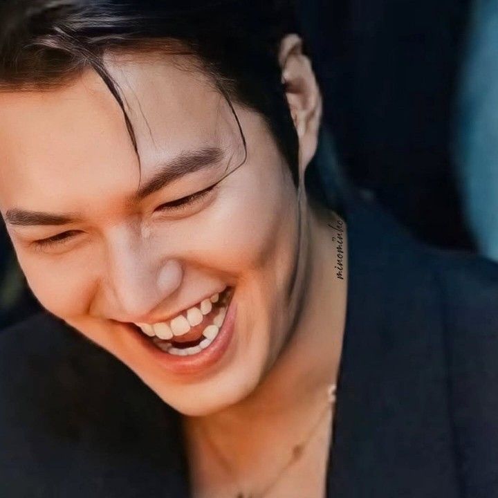 イ・ミンホの最近の活動ショット