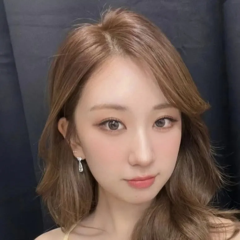 Foto terbaru dari Jeon Yujin