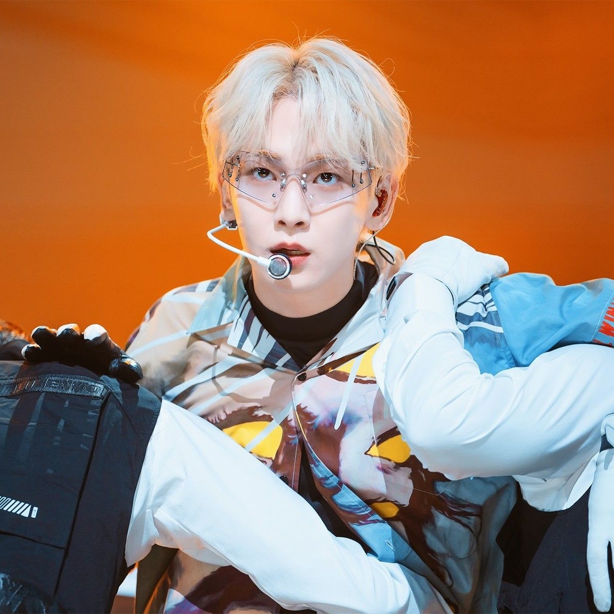 Behind-the-scenes cut of Key