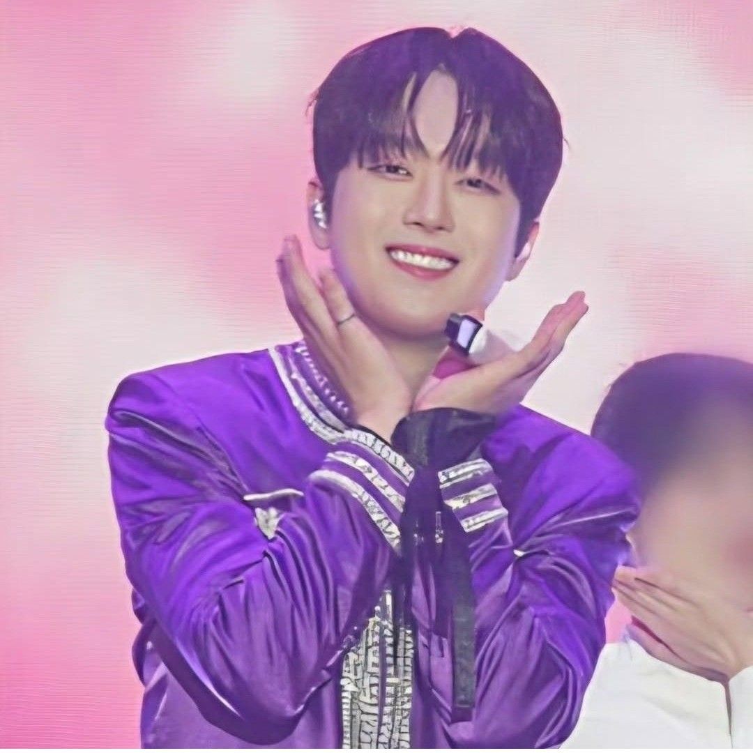 Foto kegiatan terbaru dari Lee Chanwon