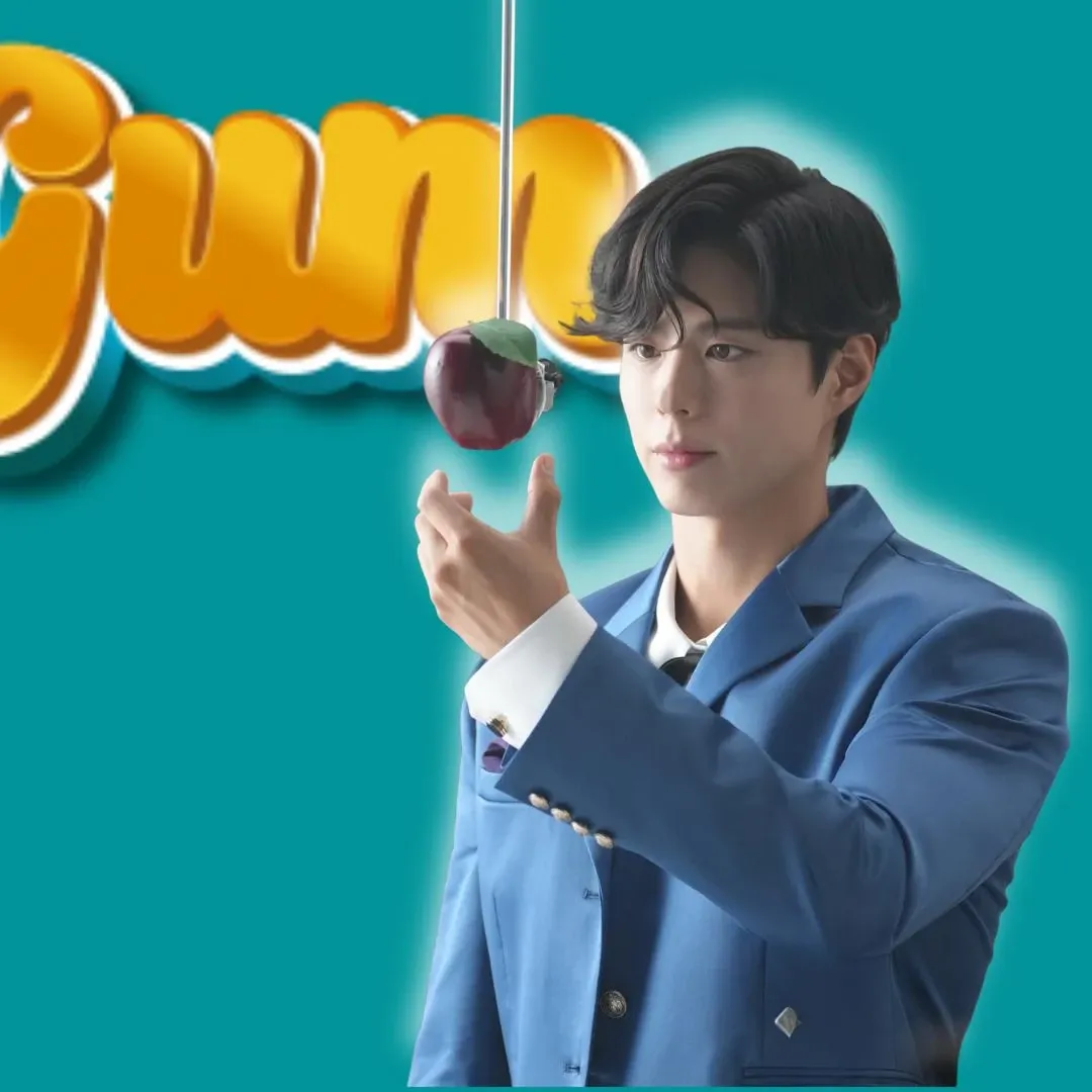 A moment captured by a fan of Park Bogum