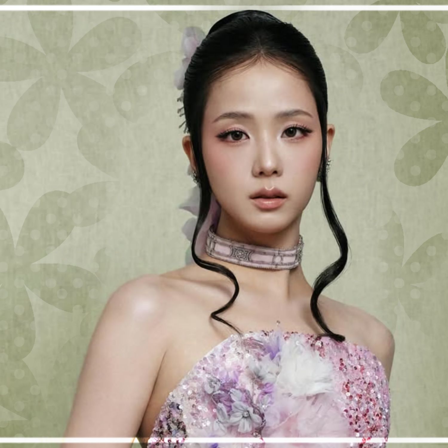 Behind-the-scenes cut of Jisoo (1995)