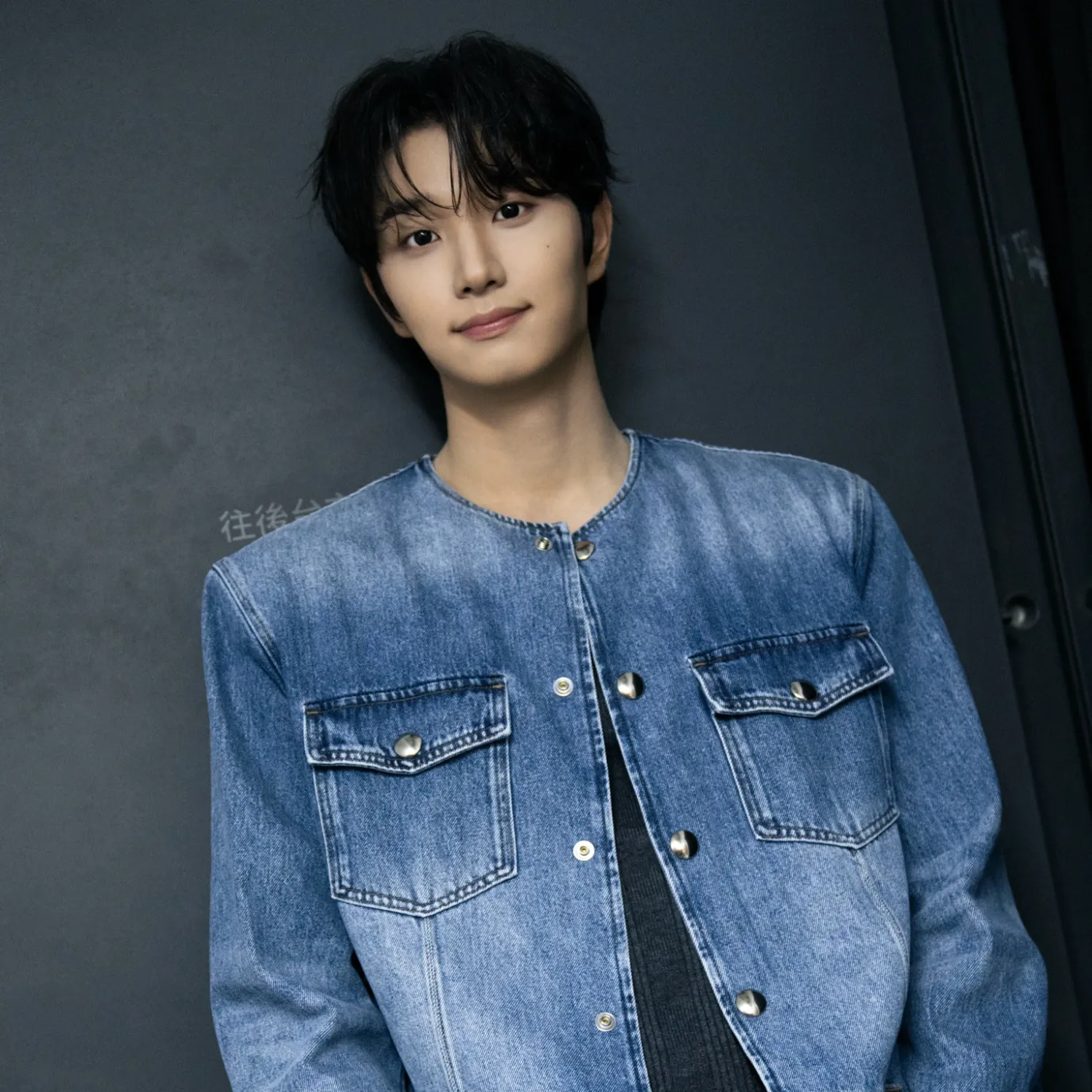 A moment captured by a fan of Kim Jaewon