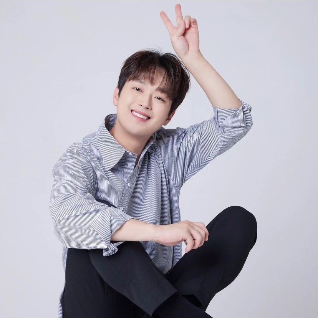 Foto terbaru dari Lee Chanwon