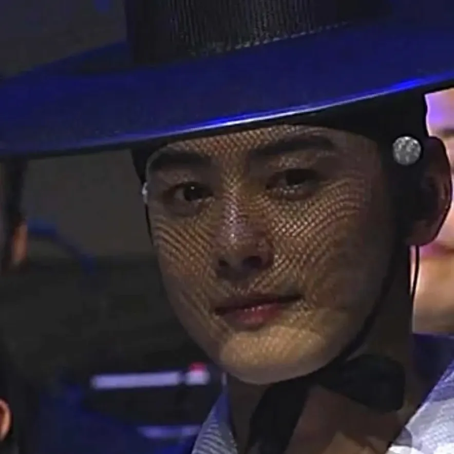 Latest photo of Cha Eunwoo