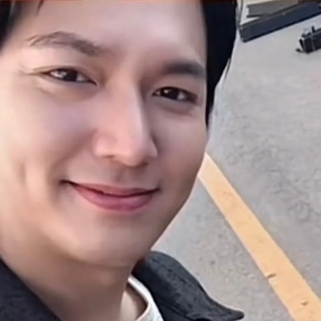 李敏镐的近期活动照