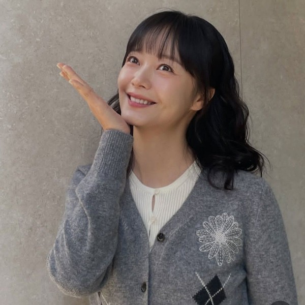 Popular profile photo of Jeon Somin loved by fans