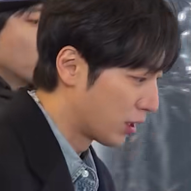 Behind-the-scenes cut of Lee Sangyeob