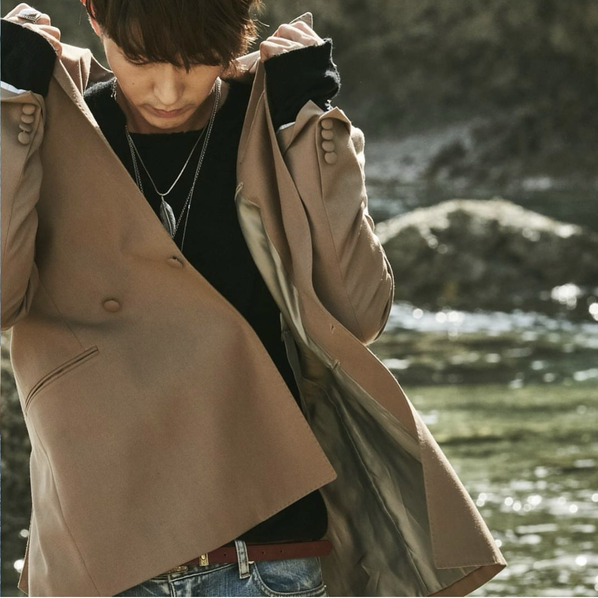 Behind-the-scenes cut of Lee Joongi
