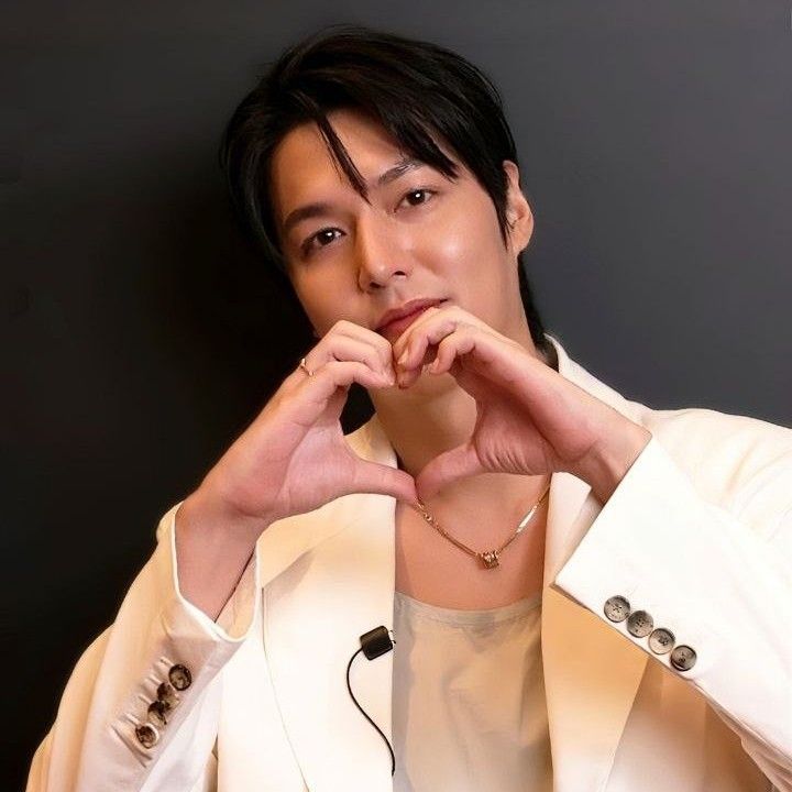 李敏镐的近期活动照