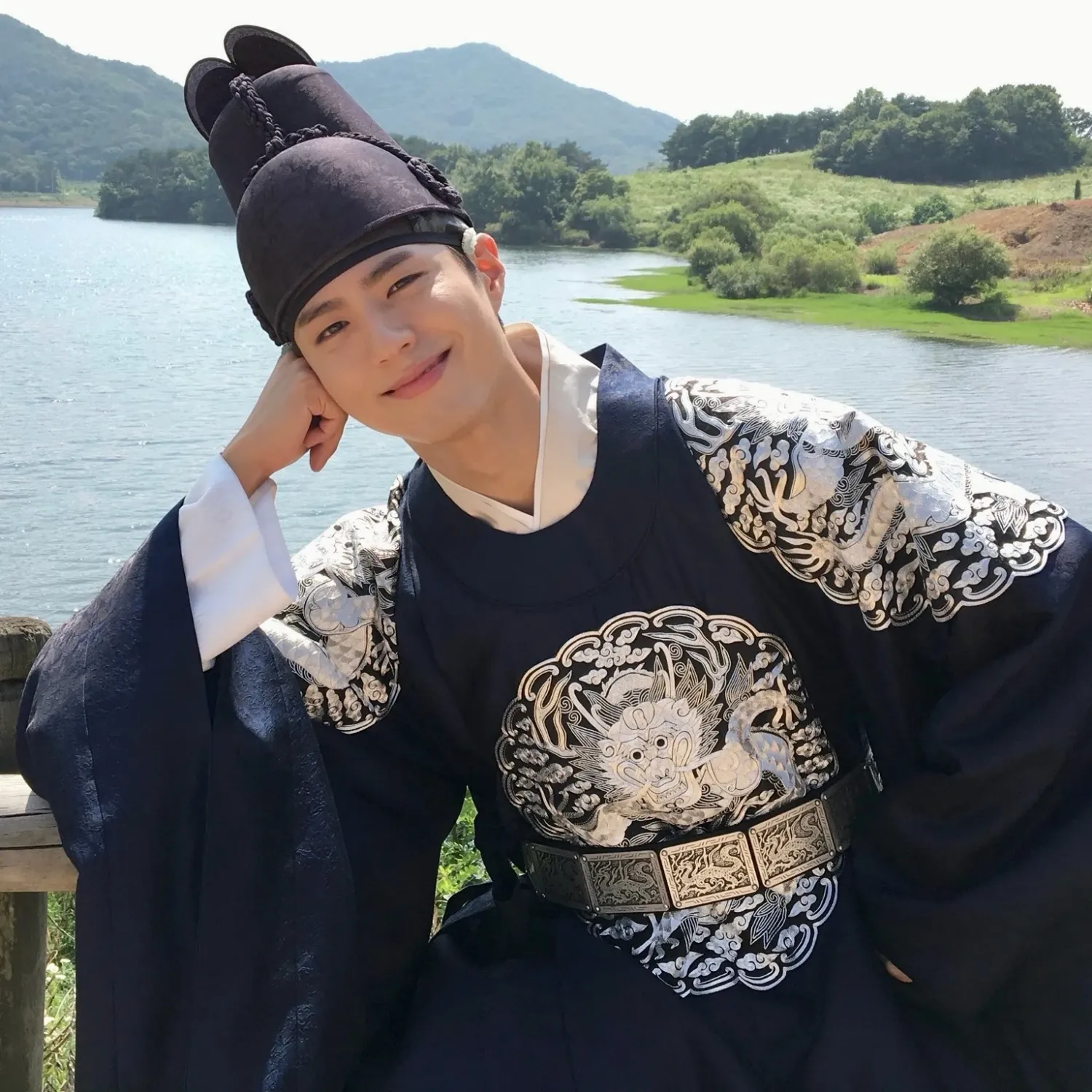Recent activity shot of Park Bogum