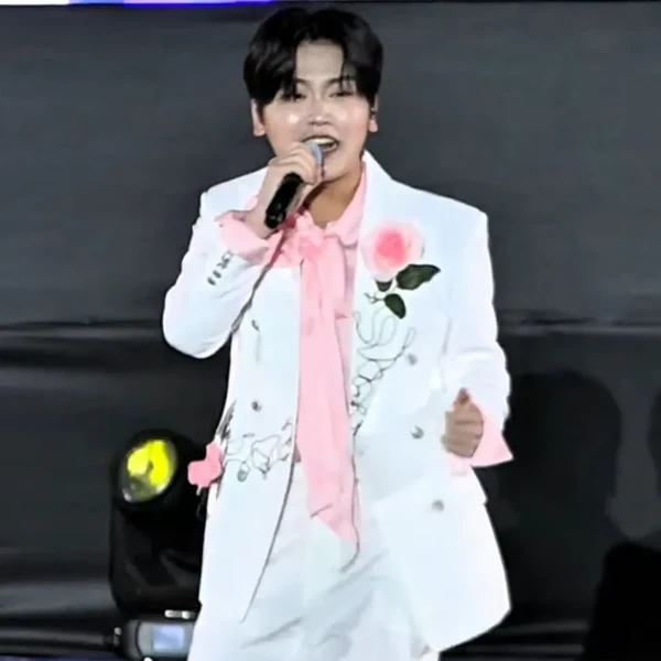 Popular profile photo of Park Sungon loved by fans