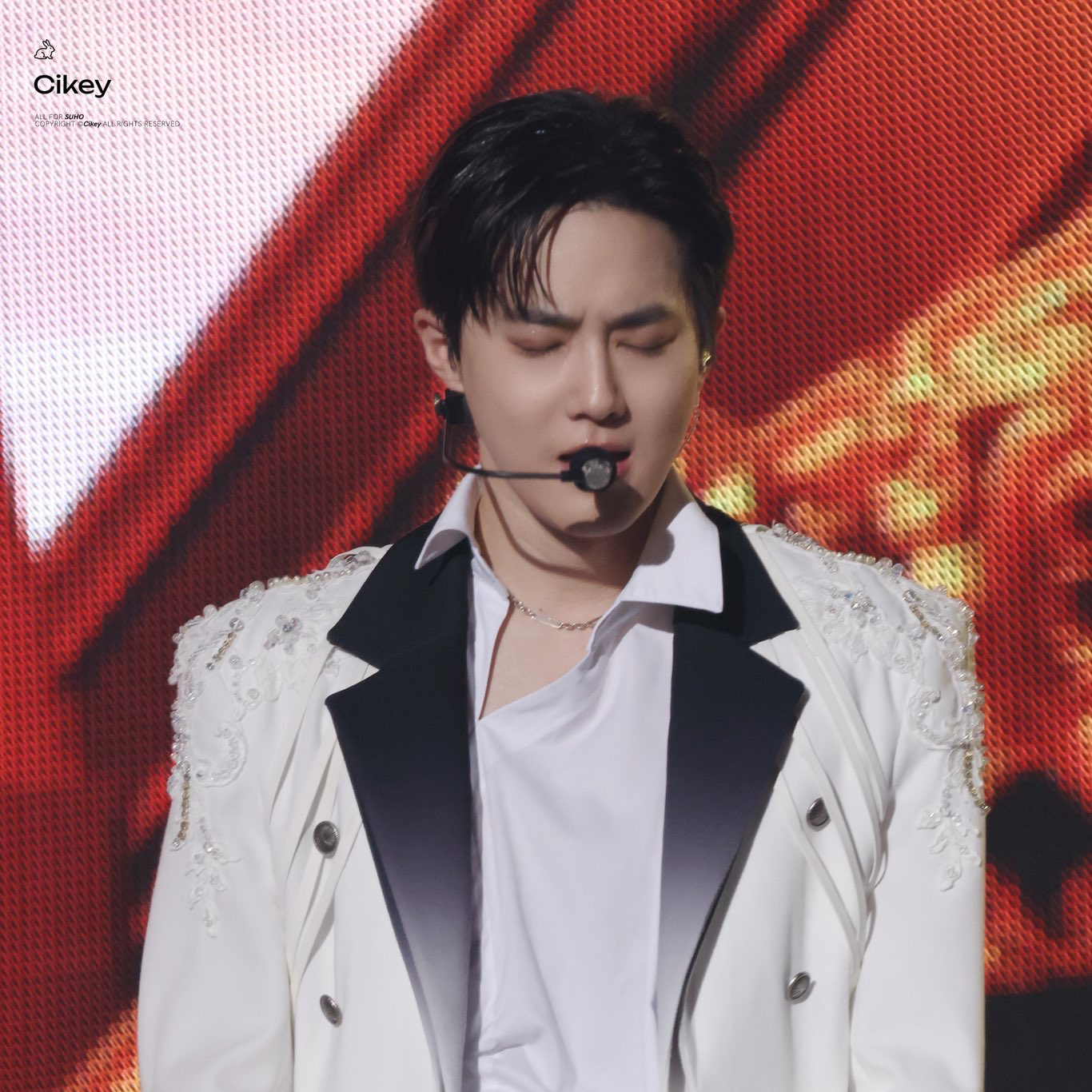 Recent activity shot of Suho