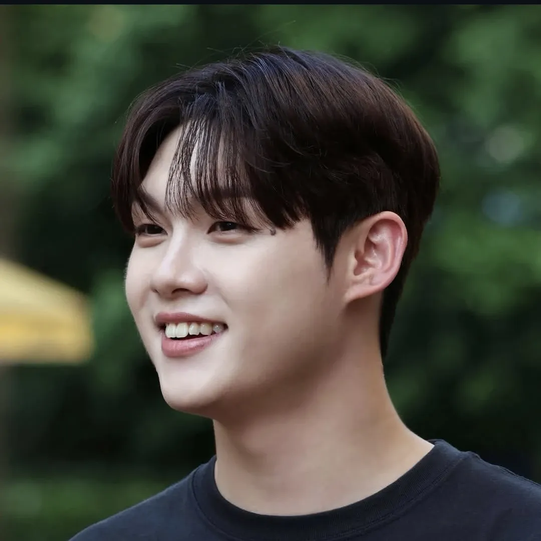 A moment captured by a fan of Choi Jaemyeong