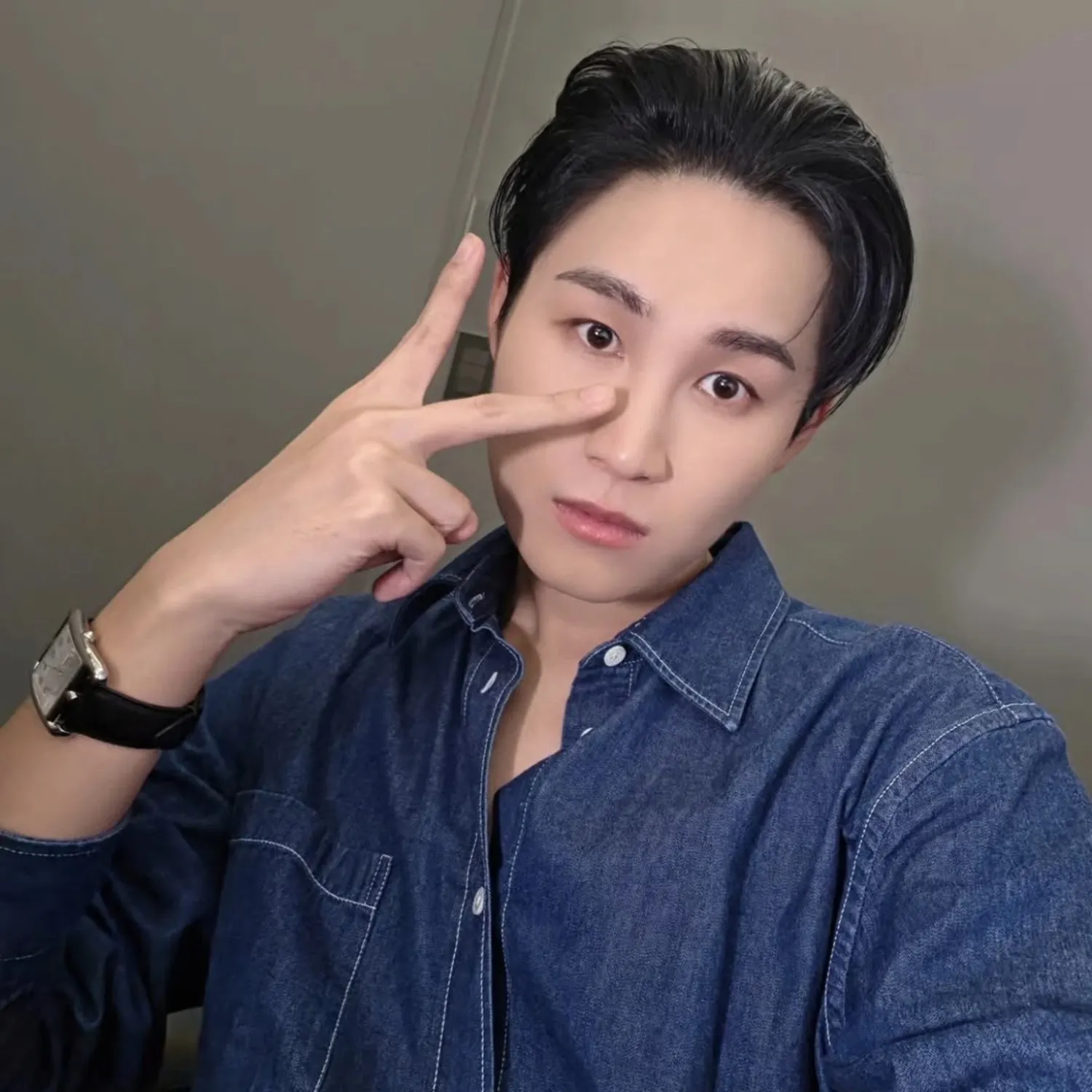 김희재의 비하인드 컷