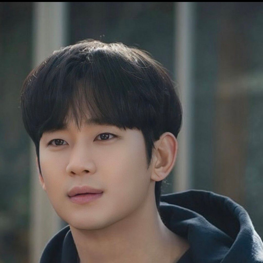 Behind-the-scenes cut of Kim Soohyun