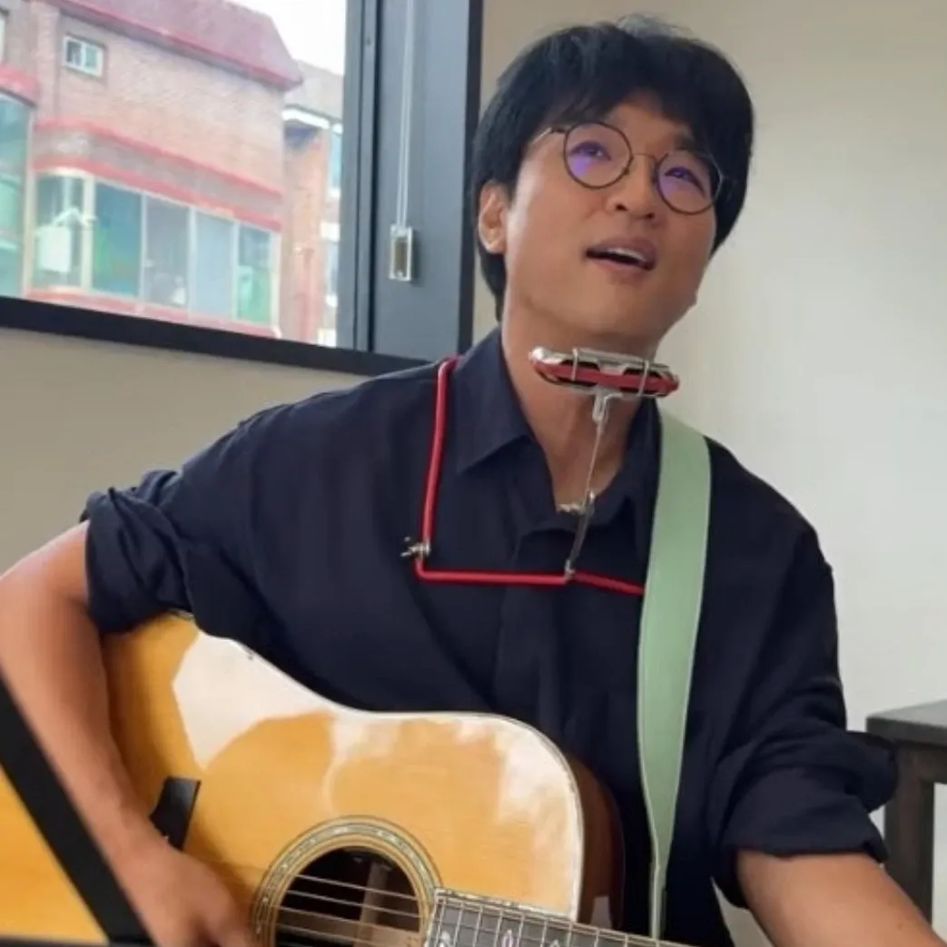 A moment captured by a fan of Bak Changgeun