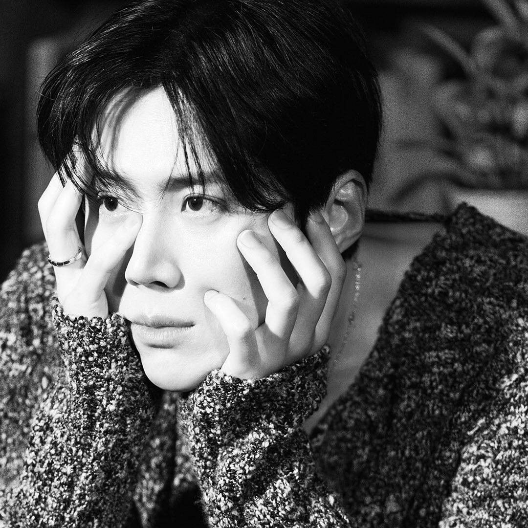 Behind-the-scenes cut of Kim Seonho