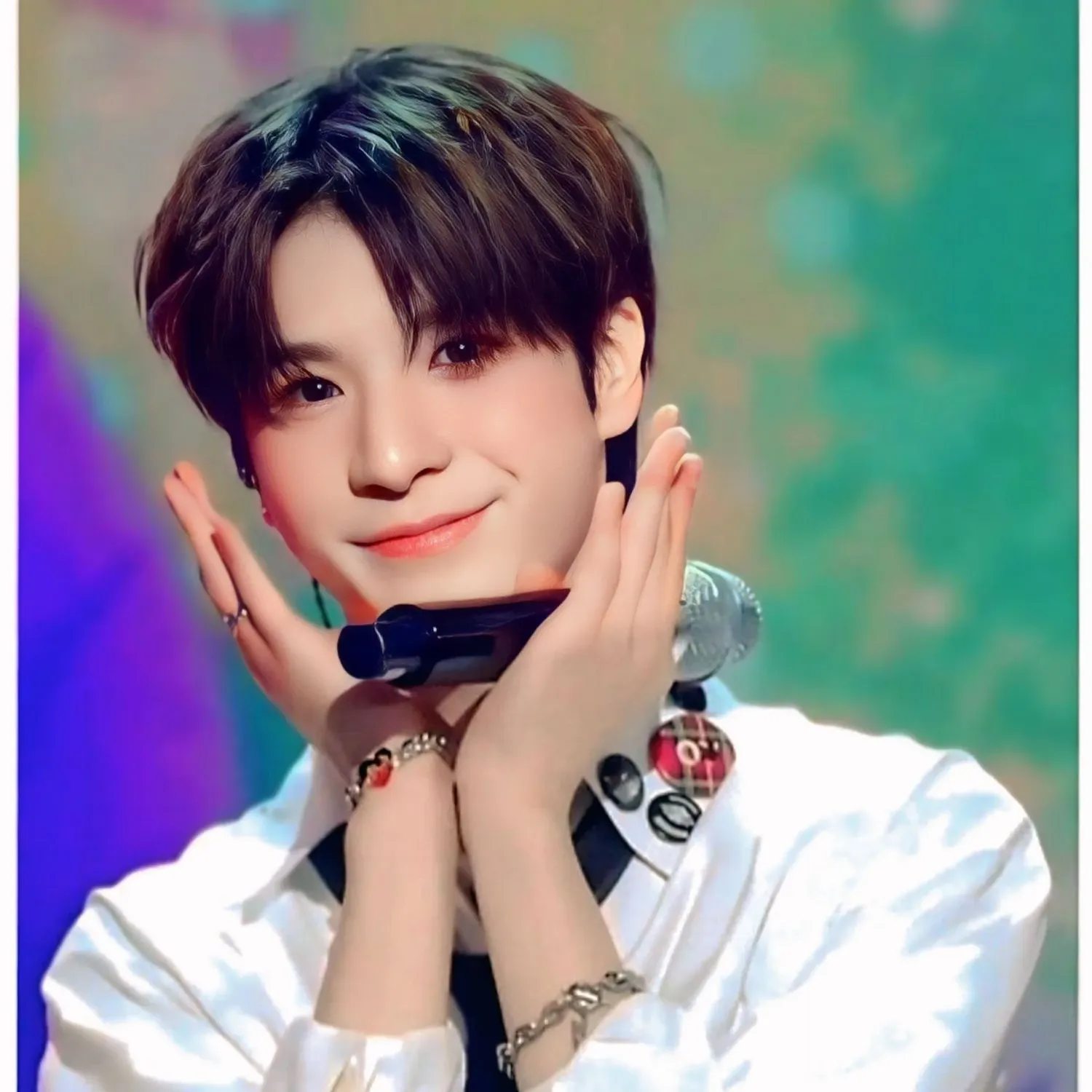 粉丝拍下的郑东元瞬间