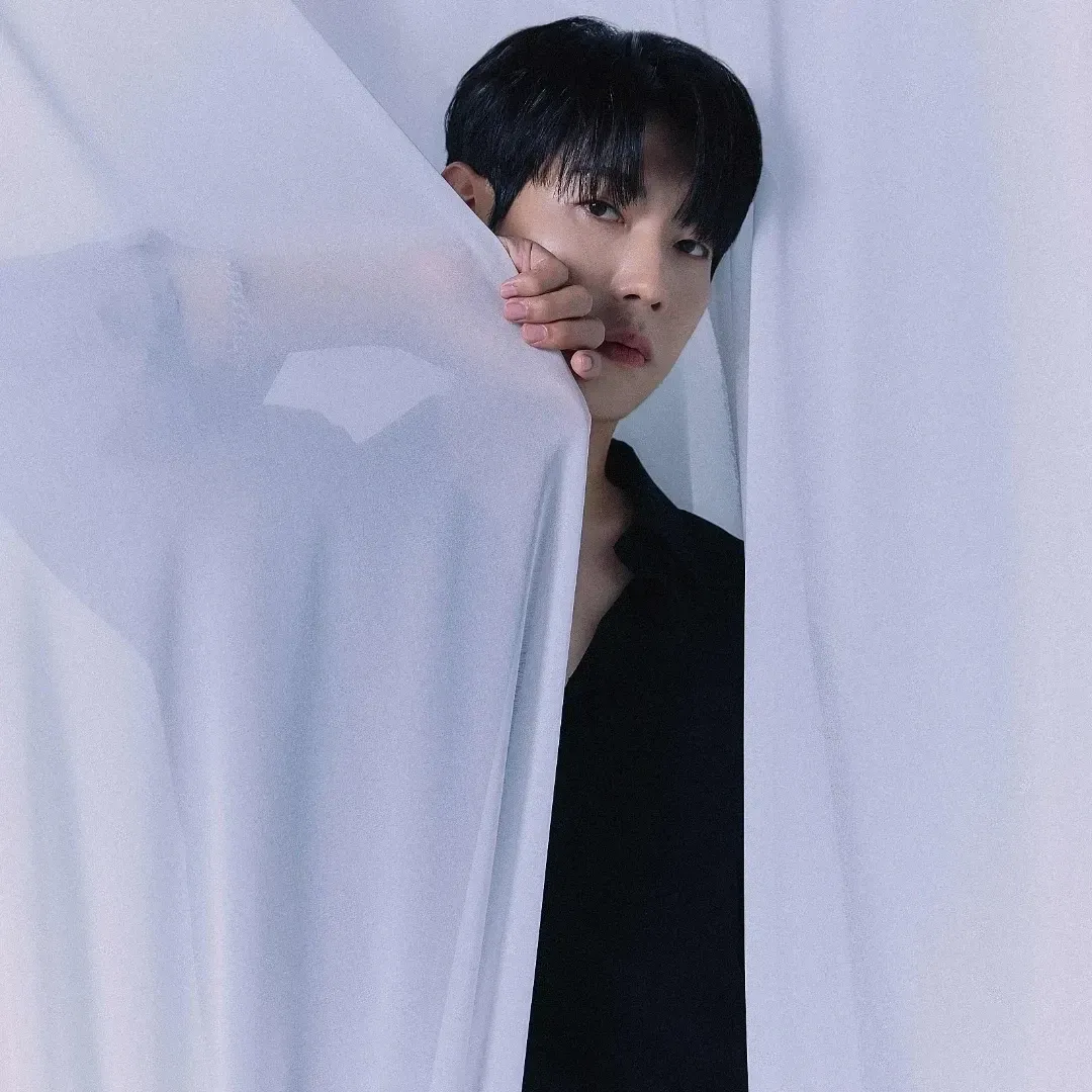 Behind-the-scenes cut of Son Taejin