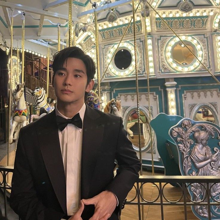 金秀贤的幕后花絮