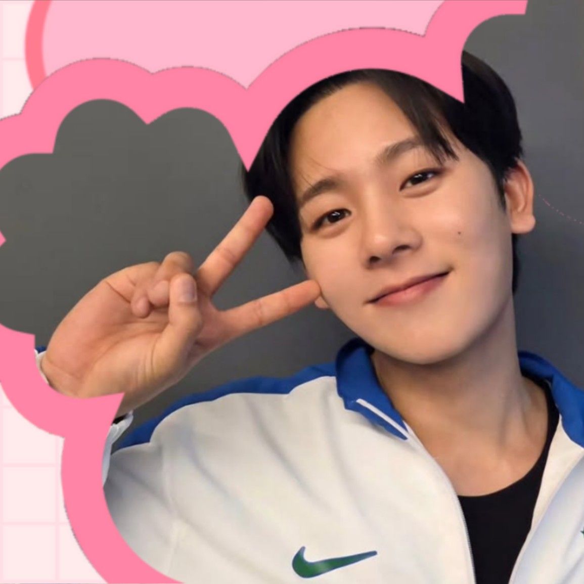 Behind-the-scenes cut of Lee Jungha