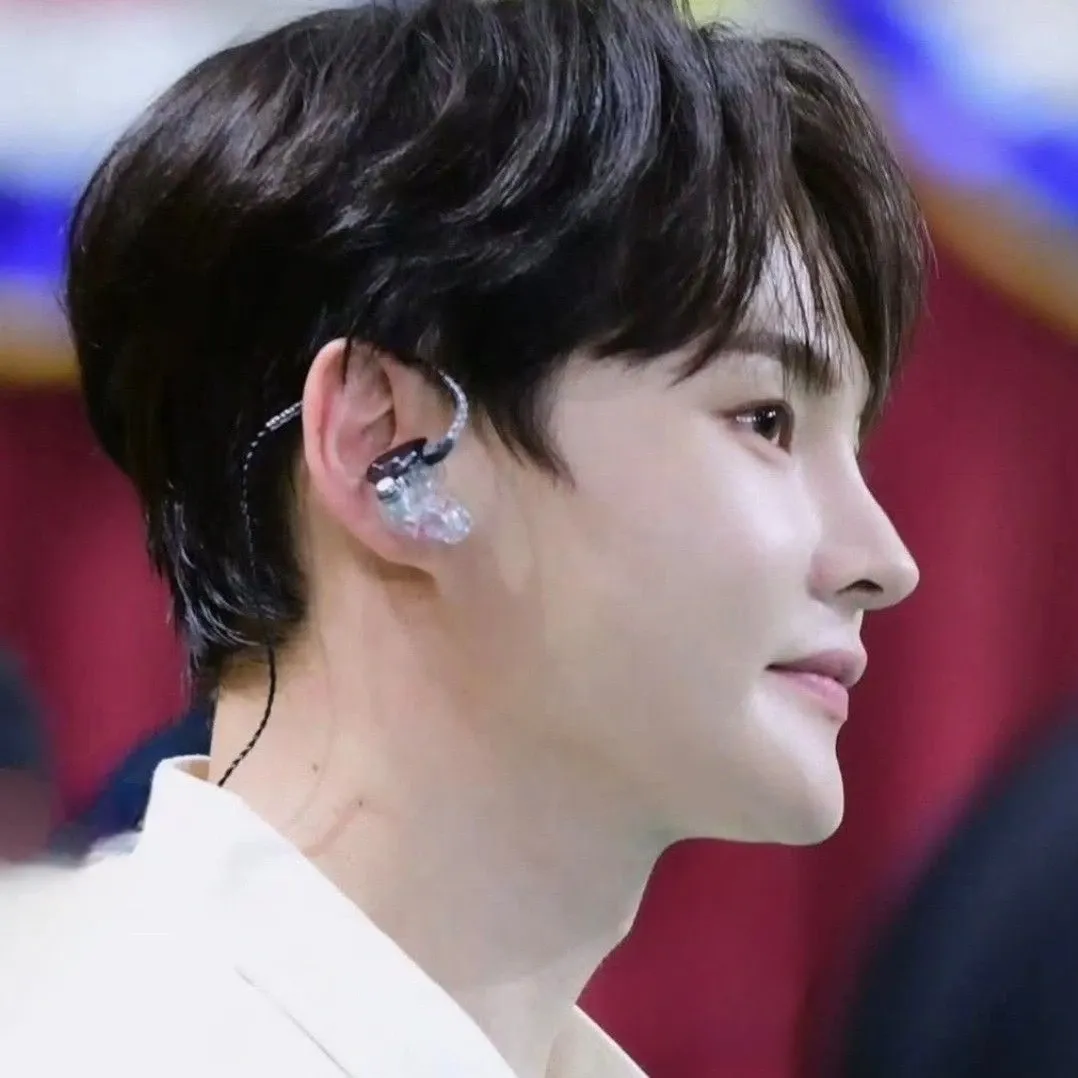 박서진 최근 활동샷