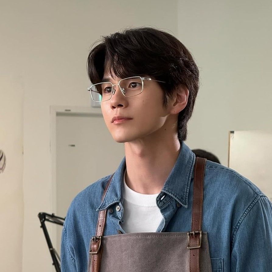 Foto terbaru dari Ong Seongwu