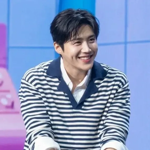 김선호 최근 활동샷