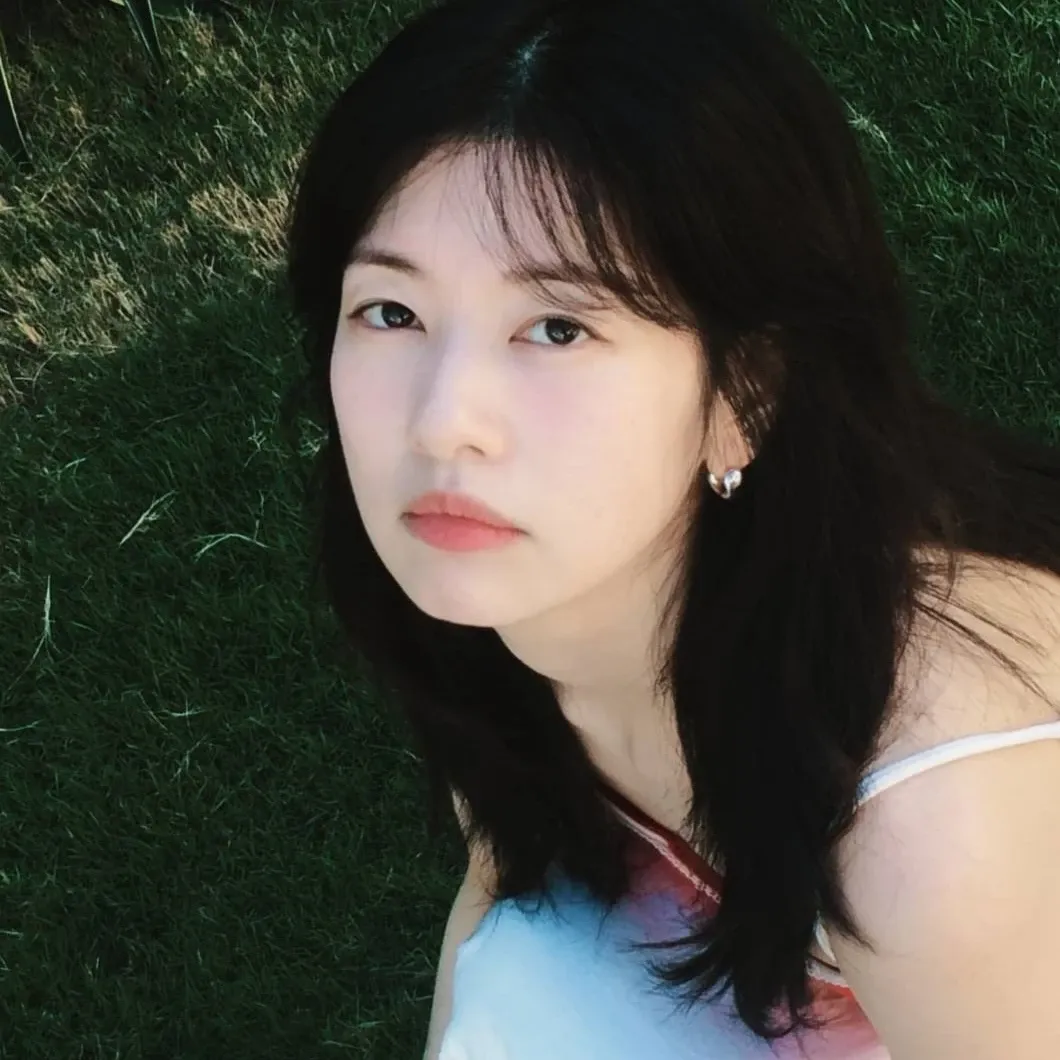 Recent activity shot of Jung Somin
