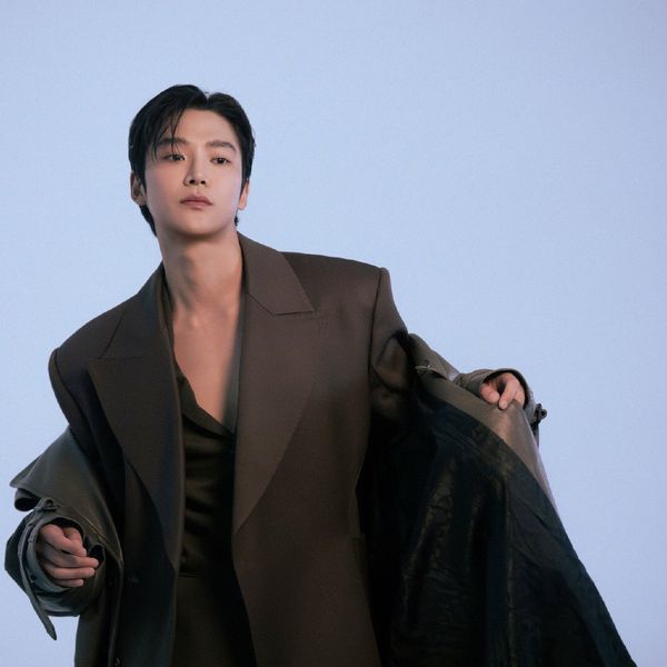 Today’s standout profile photo of Rowoon on Choeaedol Celeb