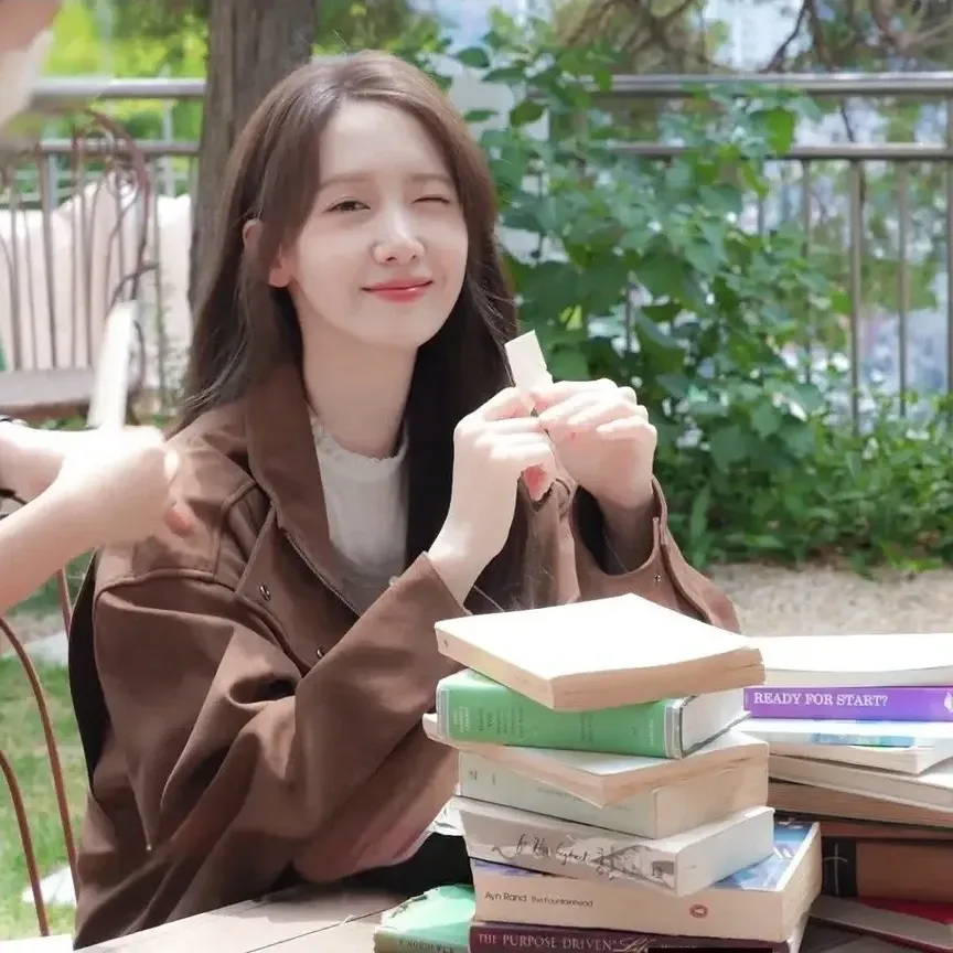 Behind-the-scenes cut of Yoona