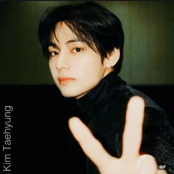 Momen yang diabadikan oleh penggemar Kim Taehyung (V)