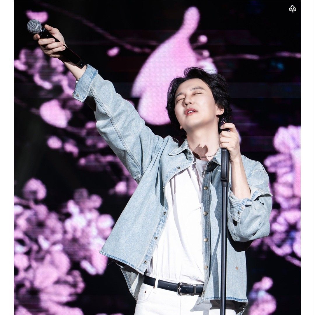 A moment captured by a fan of Kim Namgil