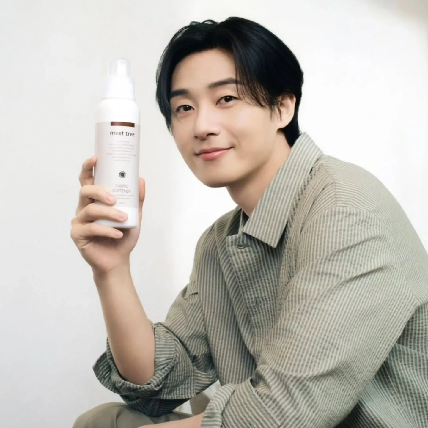 A moment captured by a fan of Park Seojoon