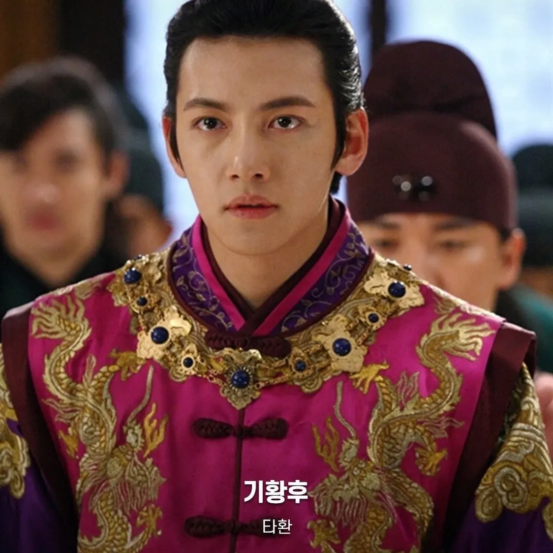 Behind-the-scenes cut of Ji Changwook