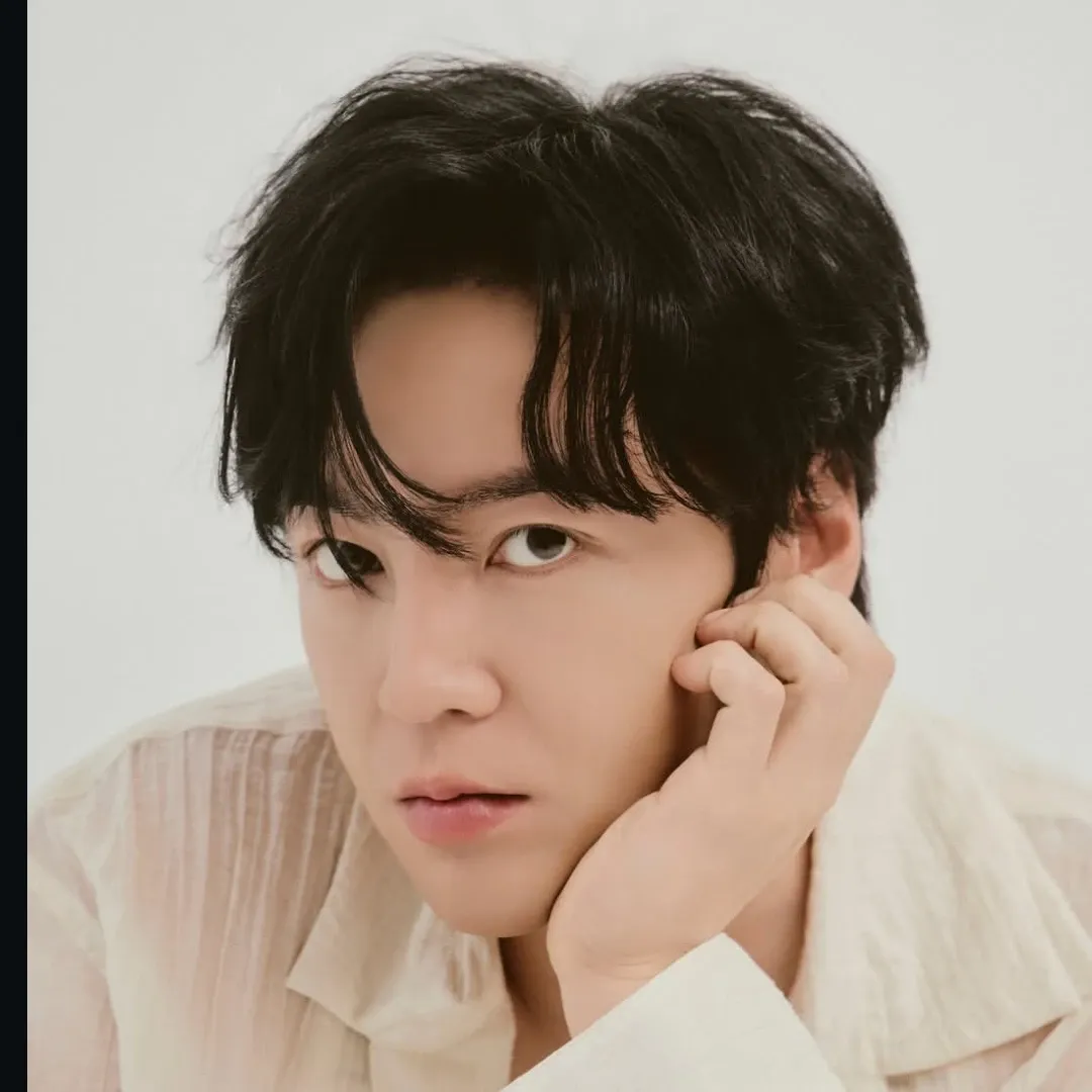 Recent activity shot of Jang Geunsuk
