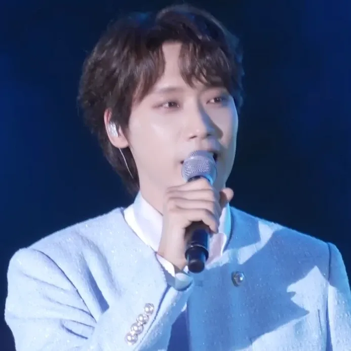 Recent activity shot of Choi Woojin