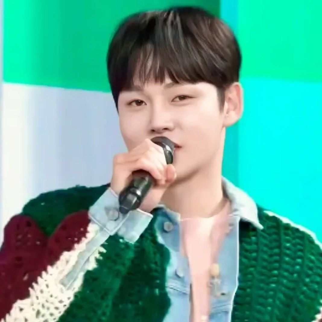 박서진 최근 활동샷