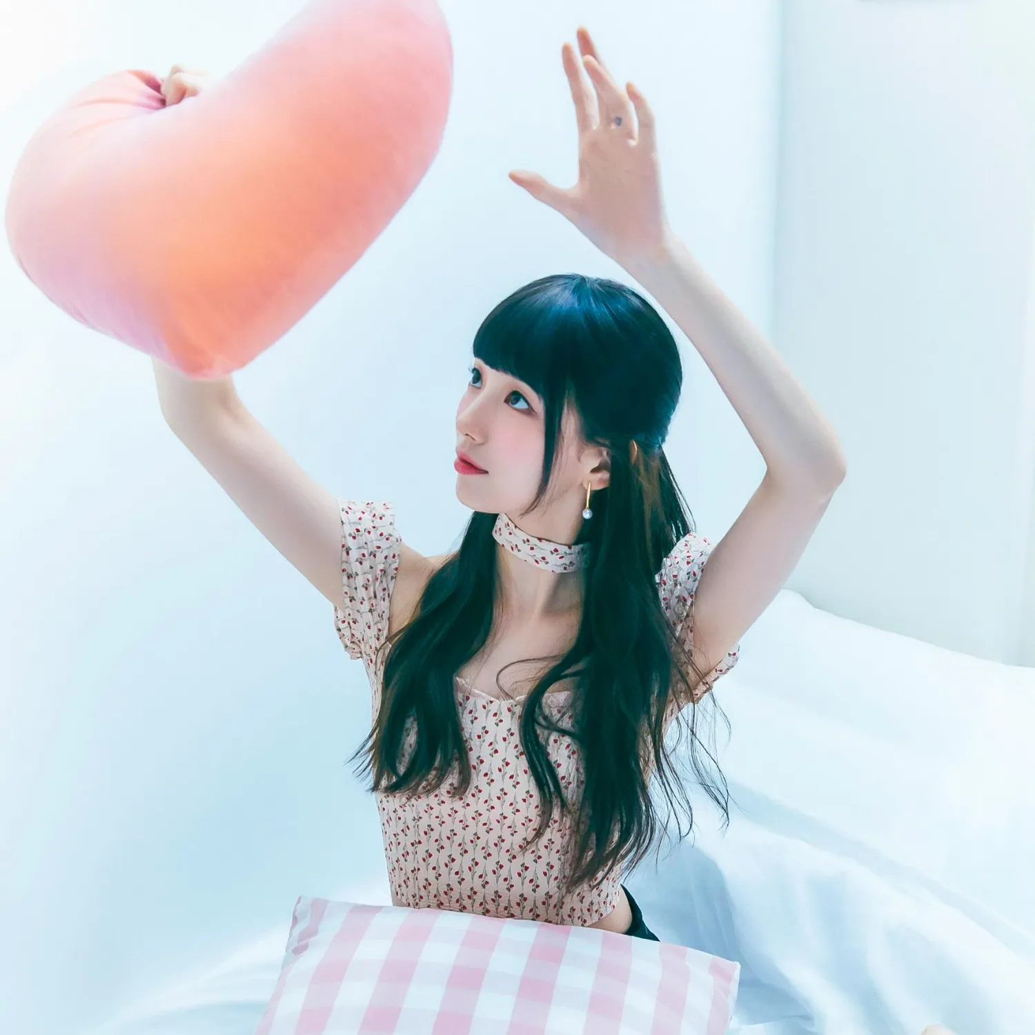 Recent activity shot of Bae Suzy