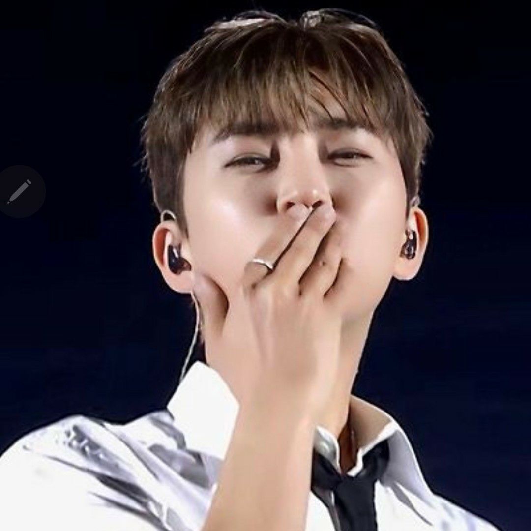 Foto terbaru dari Lim Youngwoong