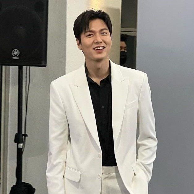 Behind-the-scenes cut of Lee Minho