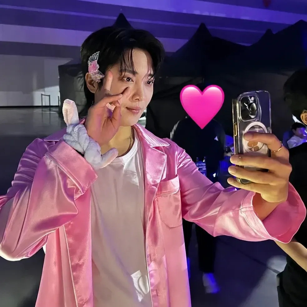 Recent activity shot of Hwang Yunsung