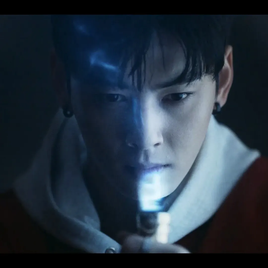 Latest photo of Cha Eunwoo