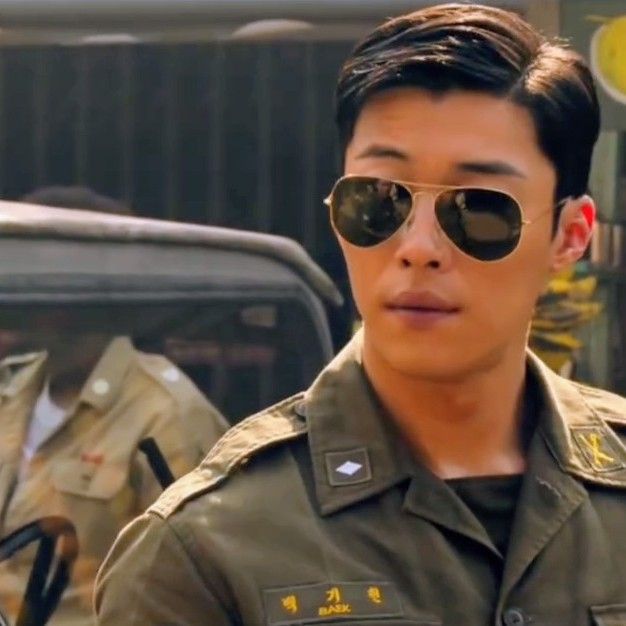 A moment captured by a fan of Woo Dohwan